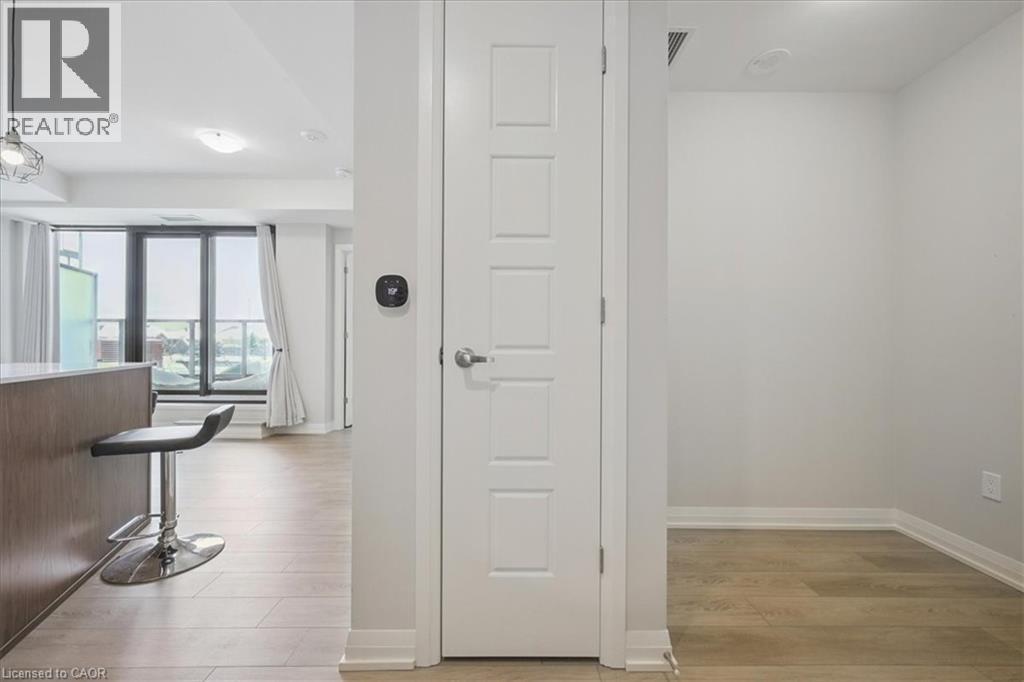 3006 William Cutmore Boulevard Unit# 220, Oakville, Ontario  L6H 8A4 - Photo 8 - 40800745