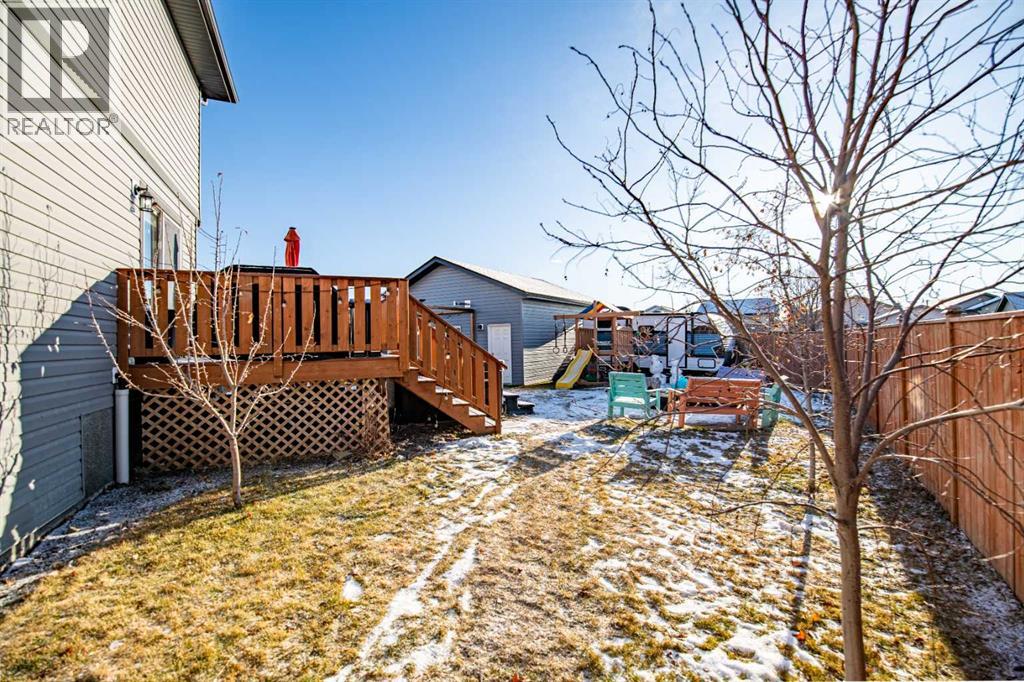 25 Hawthorn Place, Sylvan Lake, Alberta  T4S 0S2 - Photo 34 - A2278209