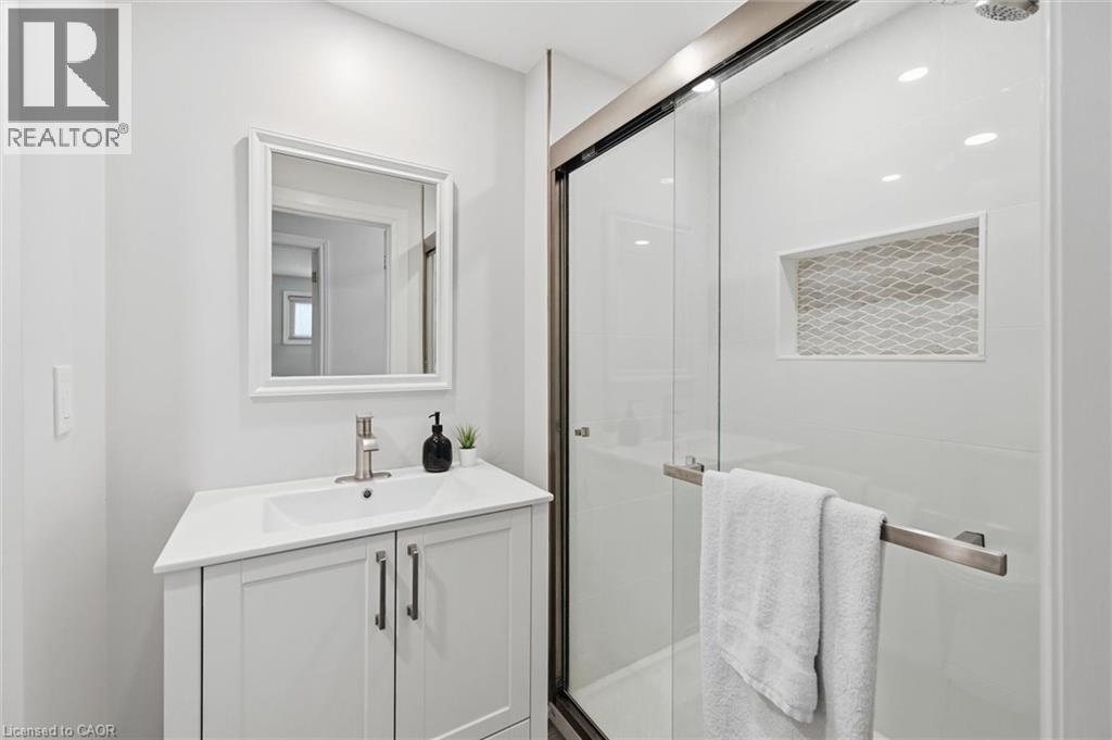 123 Athenia Drive, Stoney Creek, Ontario  L9J 1T5 - Photo 35 - 40801957