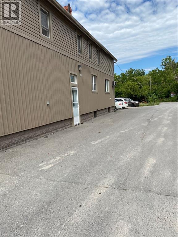 239 Main Street W, Port Colborne, Ontario  L3K 3V7 - Photo 2 - 40802213