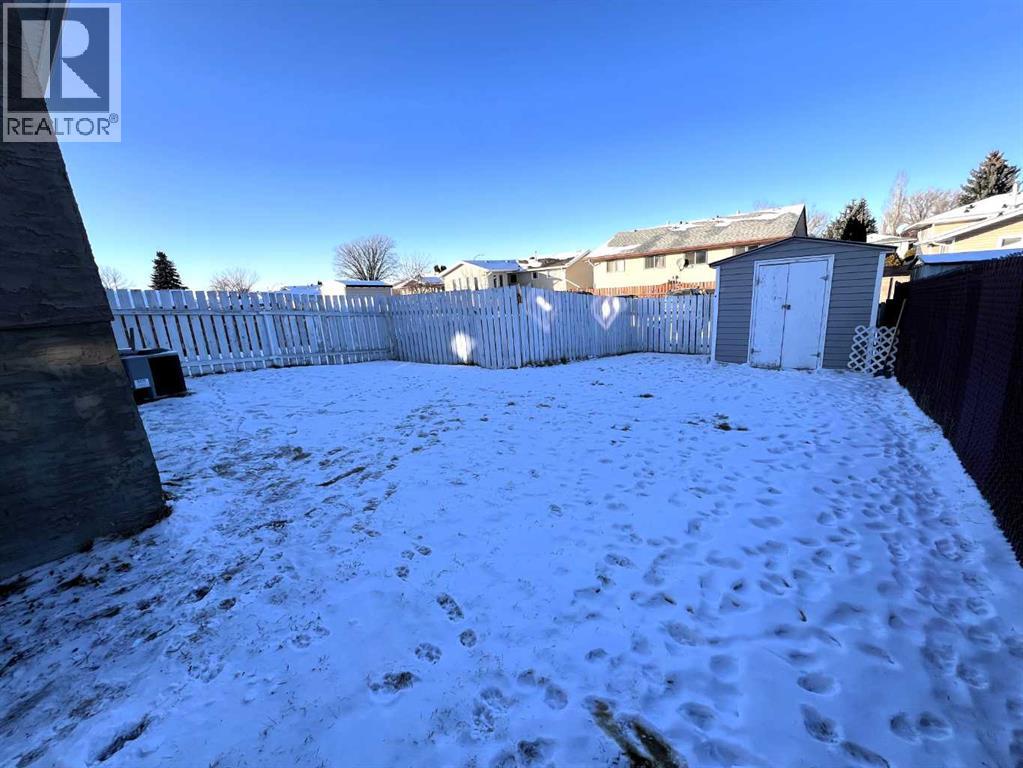 494 Hilton Crescent Ne, Medicine Hat, Alberta  T1C 1E5 - Photo 17 - A2281438