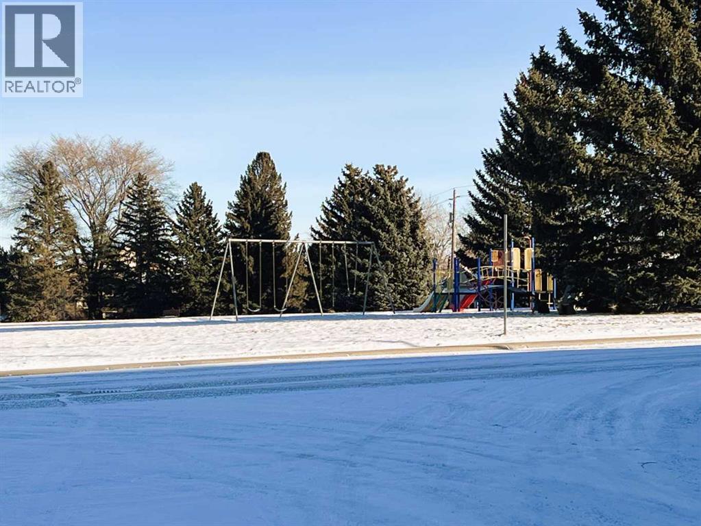 494 Hilton Crescent Ne, Medicine Hat, Alberta  T1C 1E5 - Photo 19 - A2281438