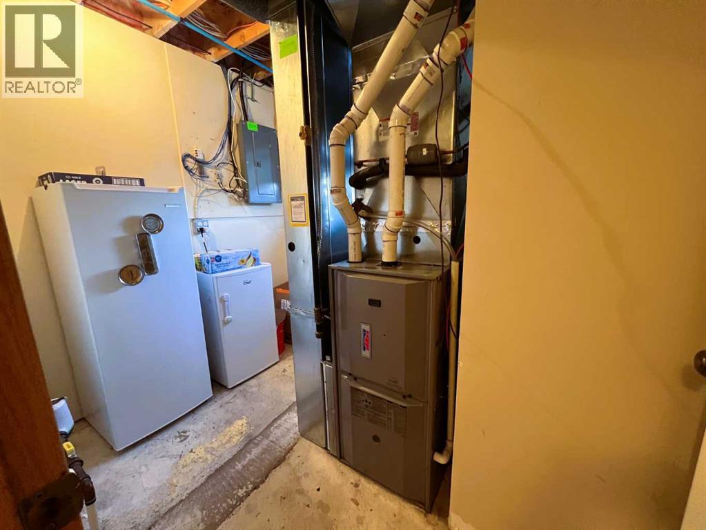 494 Hilton Crescent Ne, Medicine Hat, Alberta  T1C 1E5 - Photo 16 - A2281438