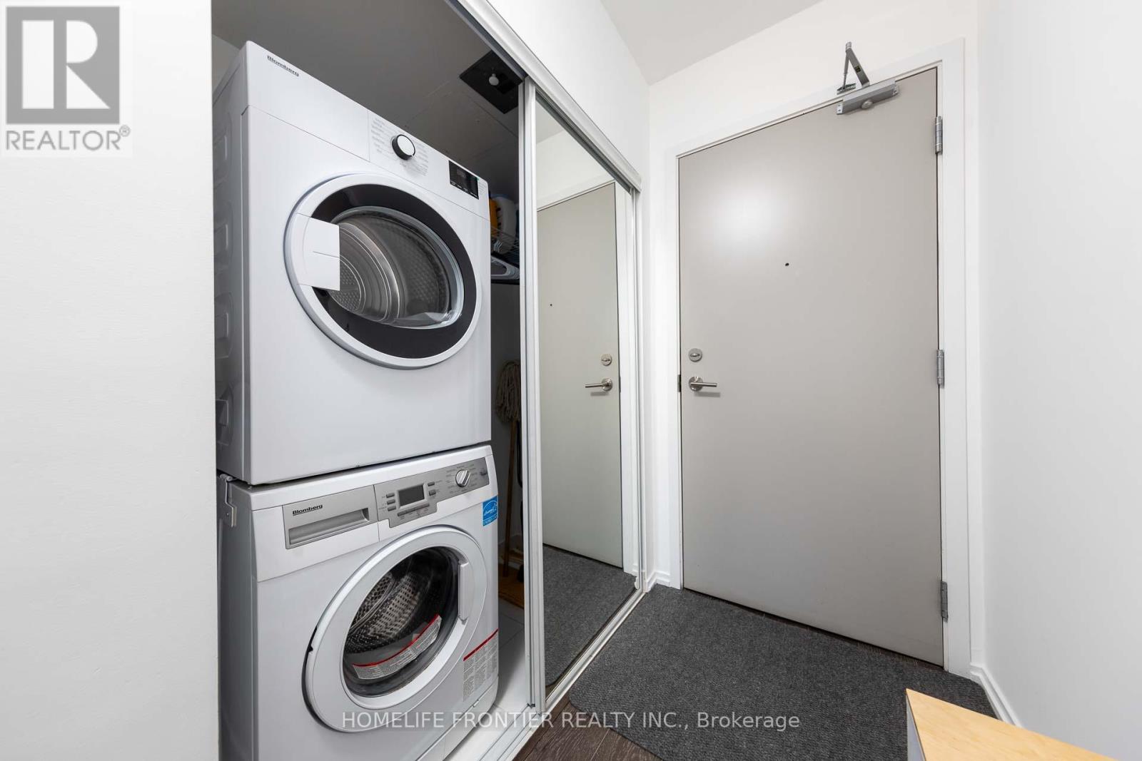 2009 - 68 Shuter Street, Toronto, Ontario  M5B 0B4 - Photo 2 - C12749236