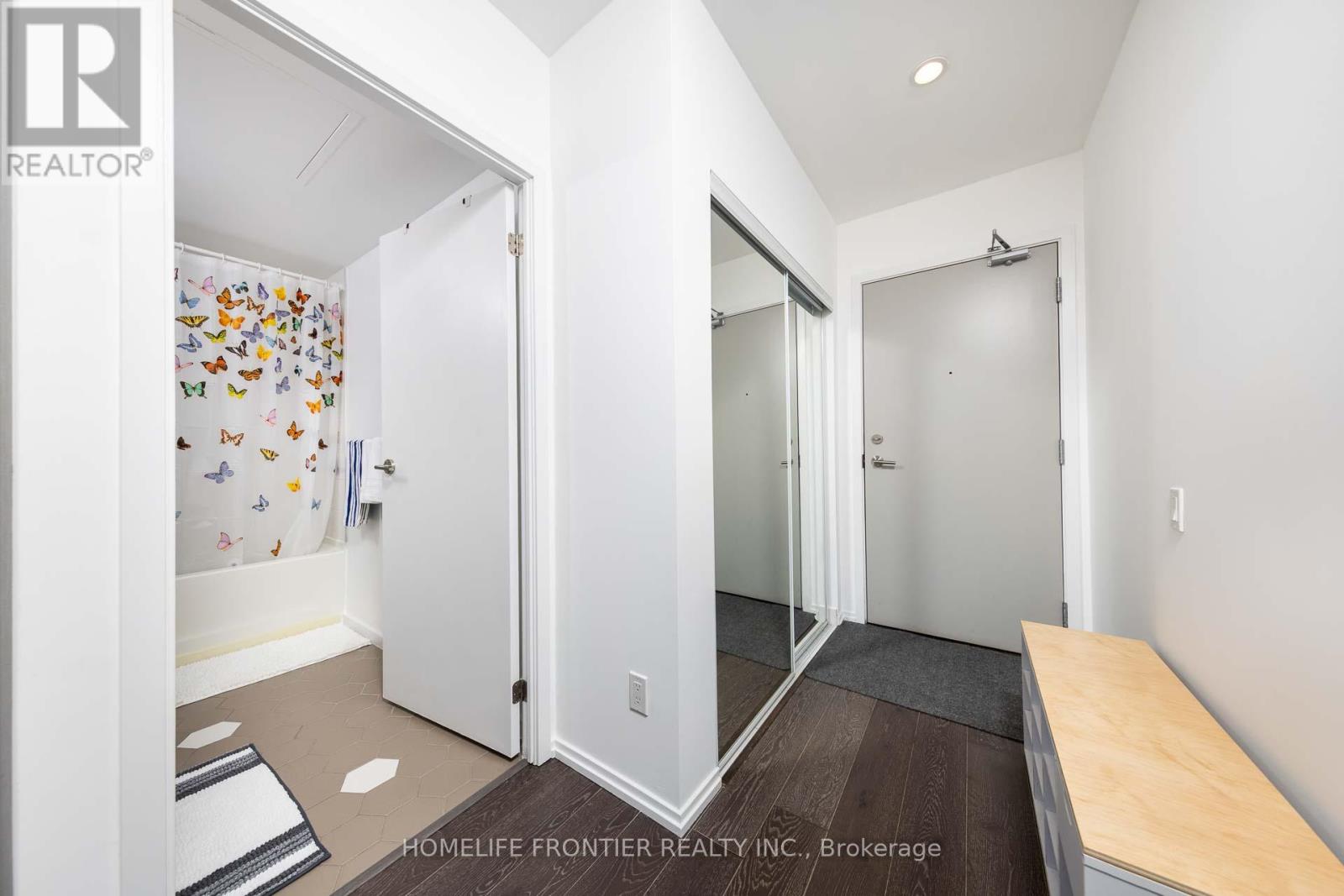 2009 - 68 Shuter Street, Toronto, Ontario  M5B 0B4 - Photo 3 - C12749236