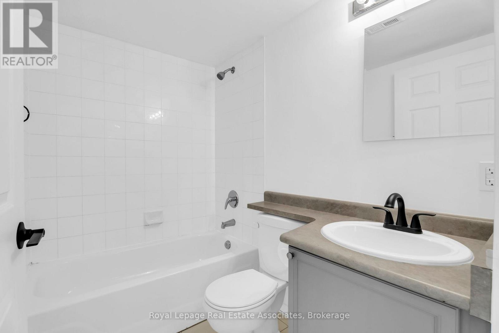 501 - 555 Wilson Heights Boulevard, Toronto, Ontario  M3H 6B5 - Photo 14 - C12749244