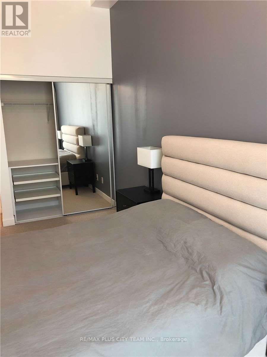 215 - 33 Bay Street, Toronto, Ontario  M5J 2Z3 - Photo 11 - C12749256