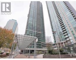 215 - 33 BAY STREET, Toronto, Ontario