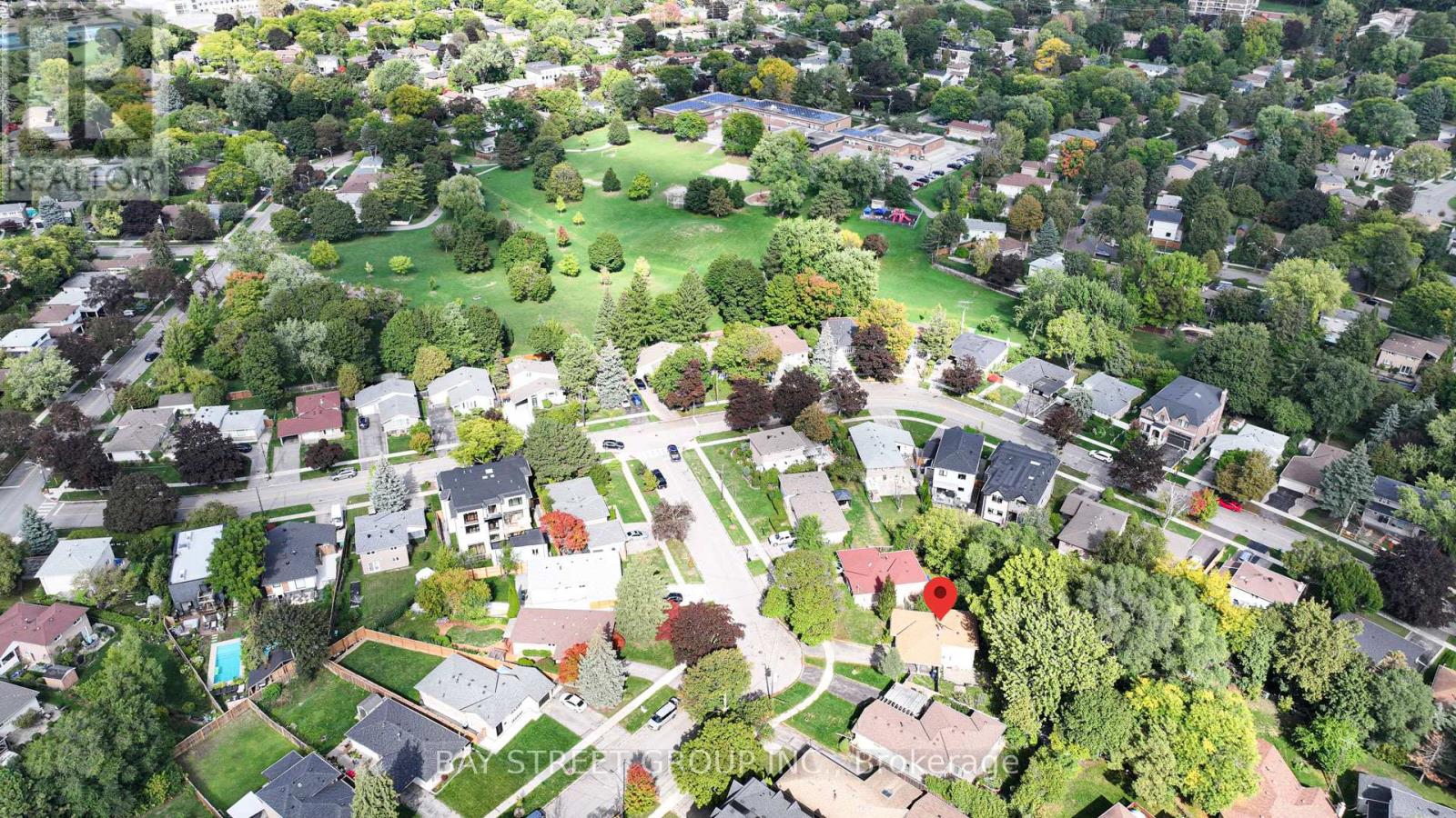 67 Grove Park Crescent, Toronto, Ontario  M2J 2C7 - Photo 3 - C12749274