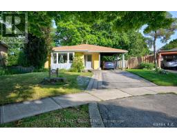 67 GROVE PARK CRESCENT, Toronto, Ontario