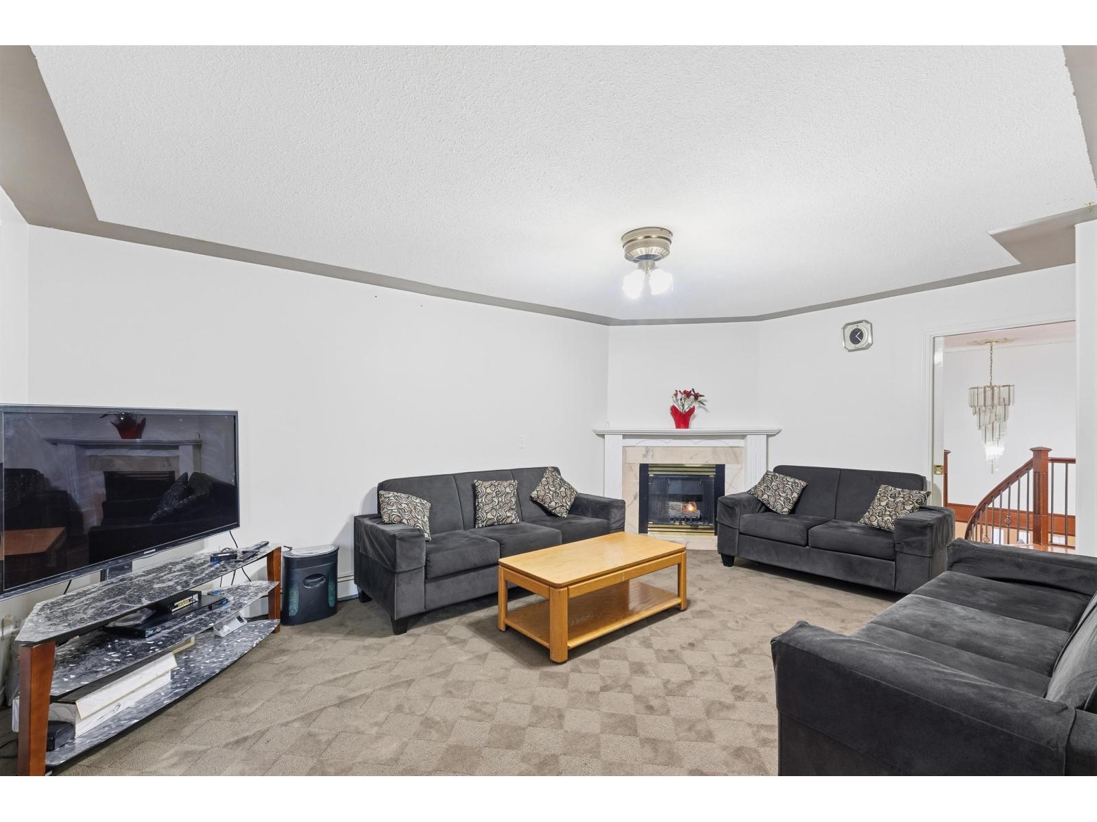 7076 122a Street, Surrey, British Columbia  V3W 4Z8 - Photo 13 - R3081676
