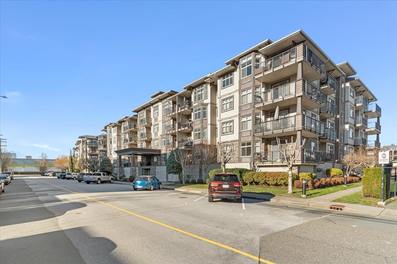 413 45893 Chesterfield Avenue, Chilliwack Downtown, Chilliwack, British Columbia  V2P 1M5 - Photo 2 - R3080938