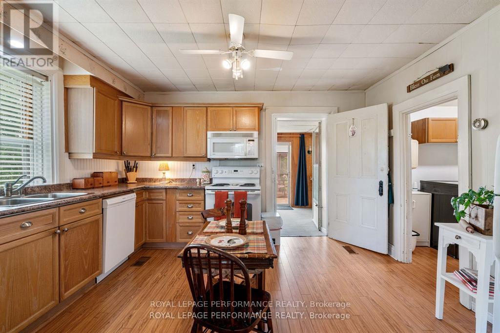 19970 Kenyon Concession 8 Road, North Glengarry, Ontario  K0C 1A0 - Photo 10 - X12749192