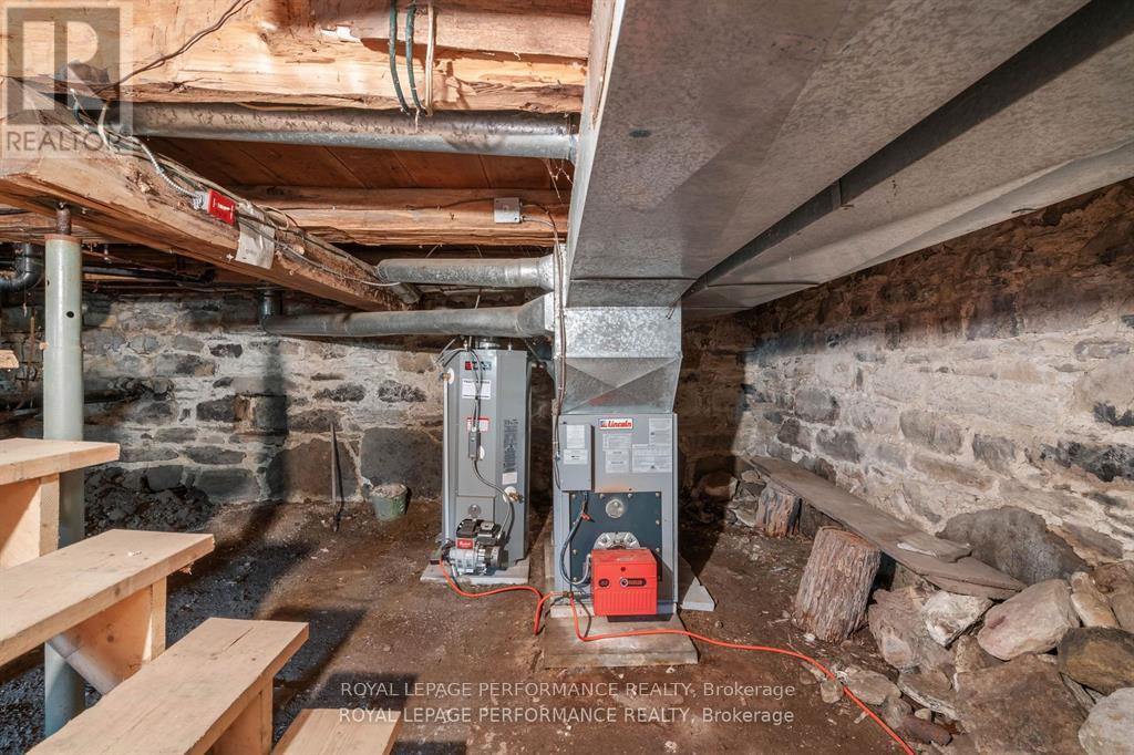 19970 Kenyon Concession 8 Road, North Glengarry, Ontario  K0C 1A0 - Photo 26 - X12749192