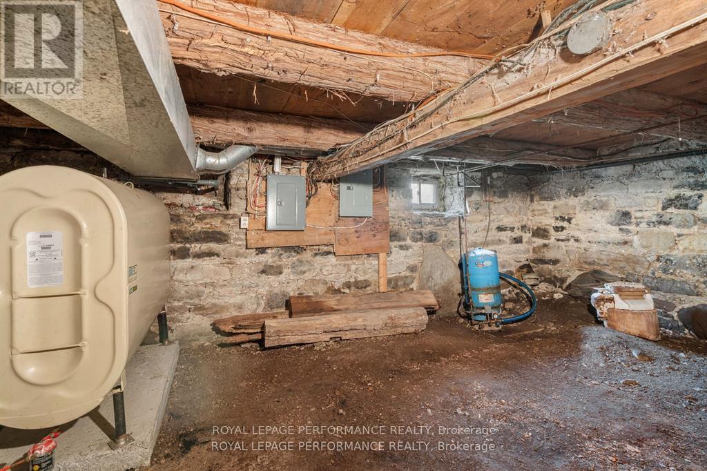 19970 Kenyon Concession 8 Road, North Glengarry, Ontario  K0C 1A0 - Photo 27 - X12749192