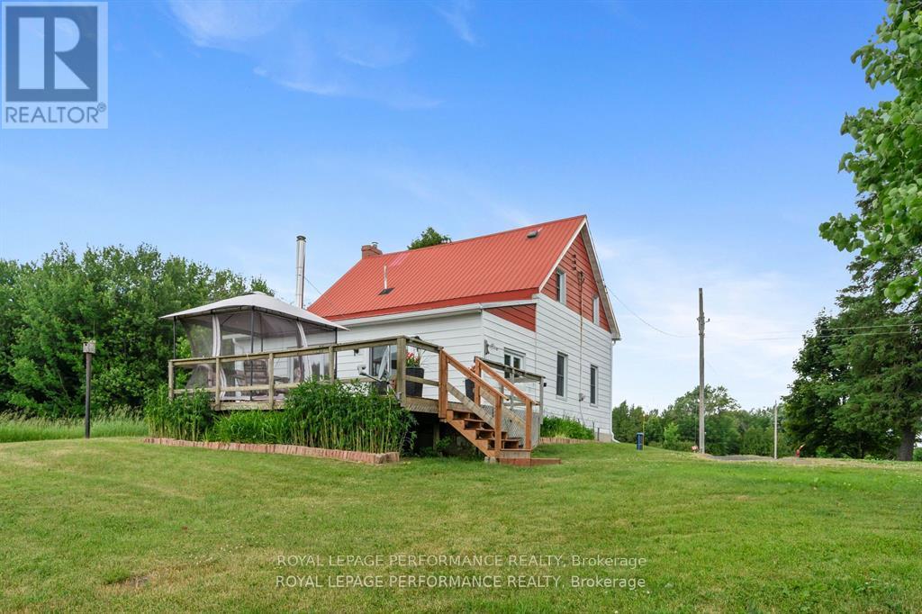 19970 Kenyon Concession 8 Road, North Glengarry, Ontario  K0C 1A0 - Photo 28 - X12749192