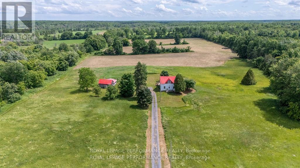 19970 Kenyon Concession 8 Road, North Glengarry, Ontario  K0C 1A0 - Photo 36 - X12749192