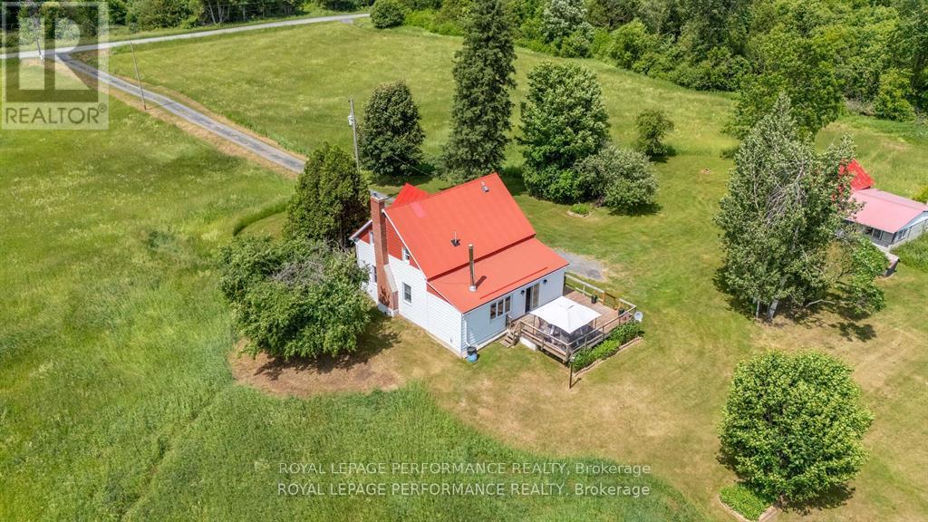 19970 Kenyon Concession 8 Road, North Glengarry, Ontario  K0C 1A0 - Photo 38 - X12749192