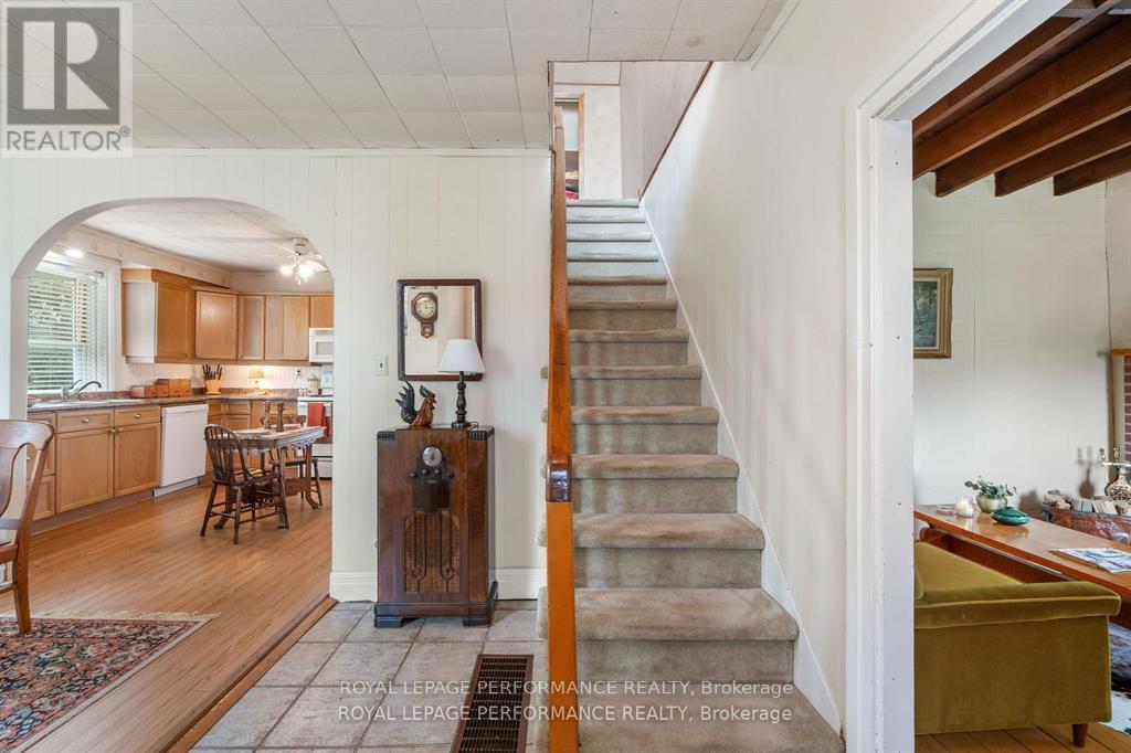 19970 Kenyon Concession 8 Road, North Glengarry, Ontario  K0C 1A0 - Photo 4 - X12749192