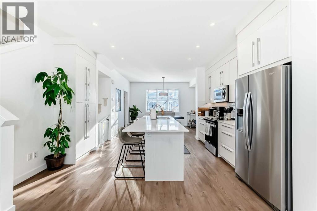 197 Dawson Way, Chestermere, Alberta  T1X 2R7 - Photo 5 - A2280575