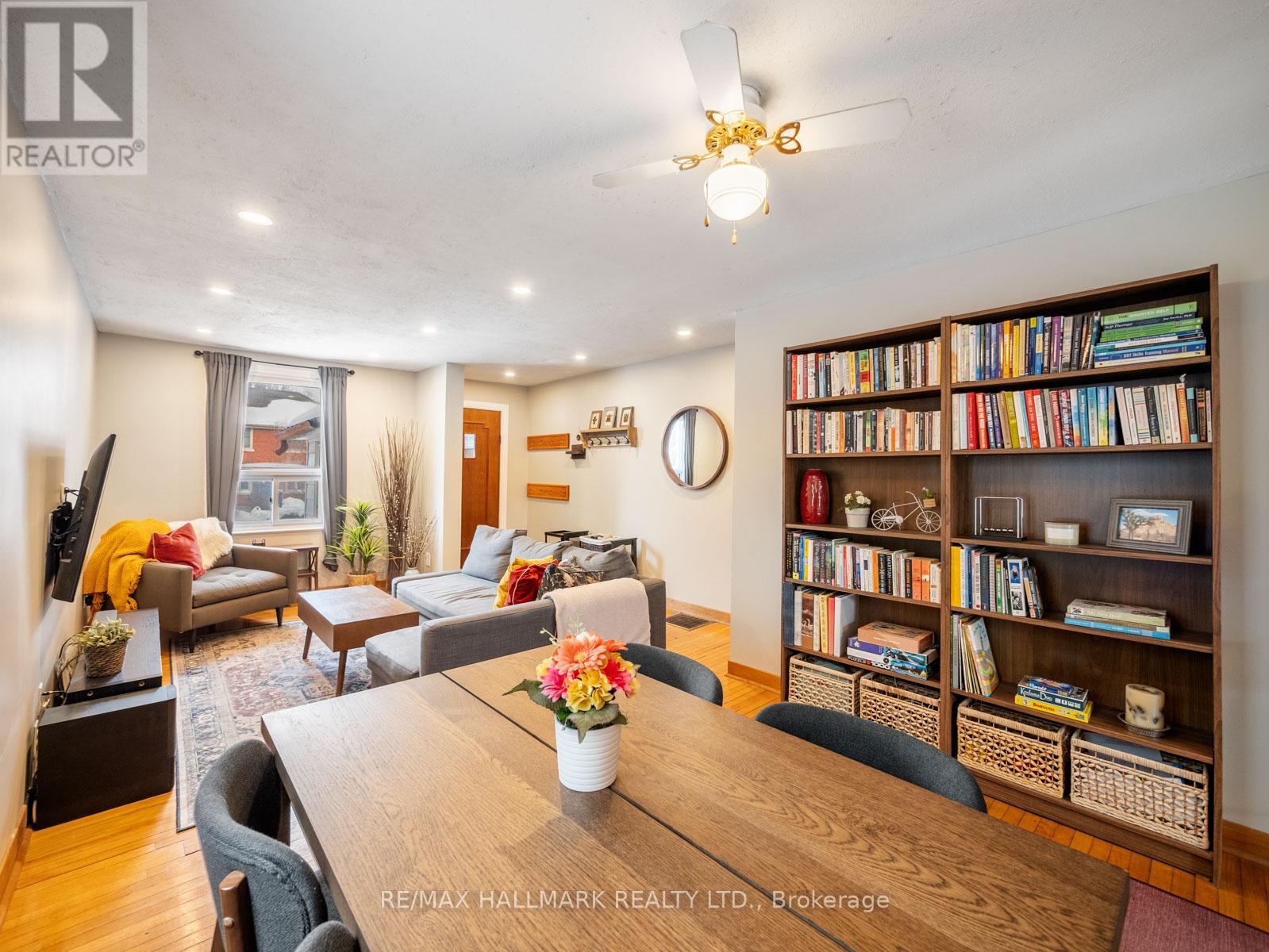 27 WINSTON AVENUE, Toronto, Ontario