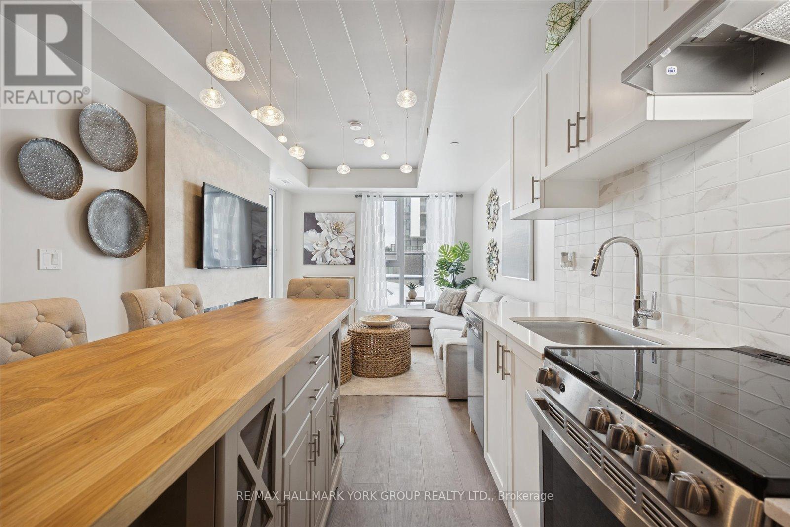 405 - 705 Davis Drive, Newmarket, Ontario  L3Y 0J1 - Photo 7 - N12749212