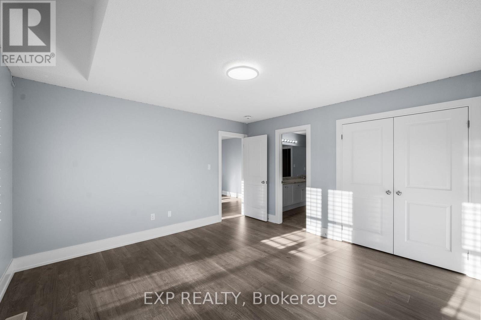 35 Tyndall Drive, Bradford West Gwillimbury, Ontario  L3Z 4G6 - Photo 23 - N12749222