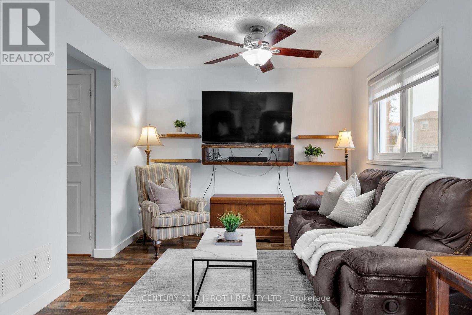 27 Golds Crescent, Barrie, Ontario  L4N 8R5 - Photo 17 - S12677160