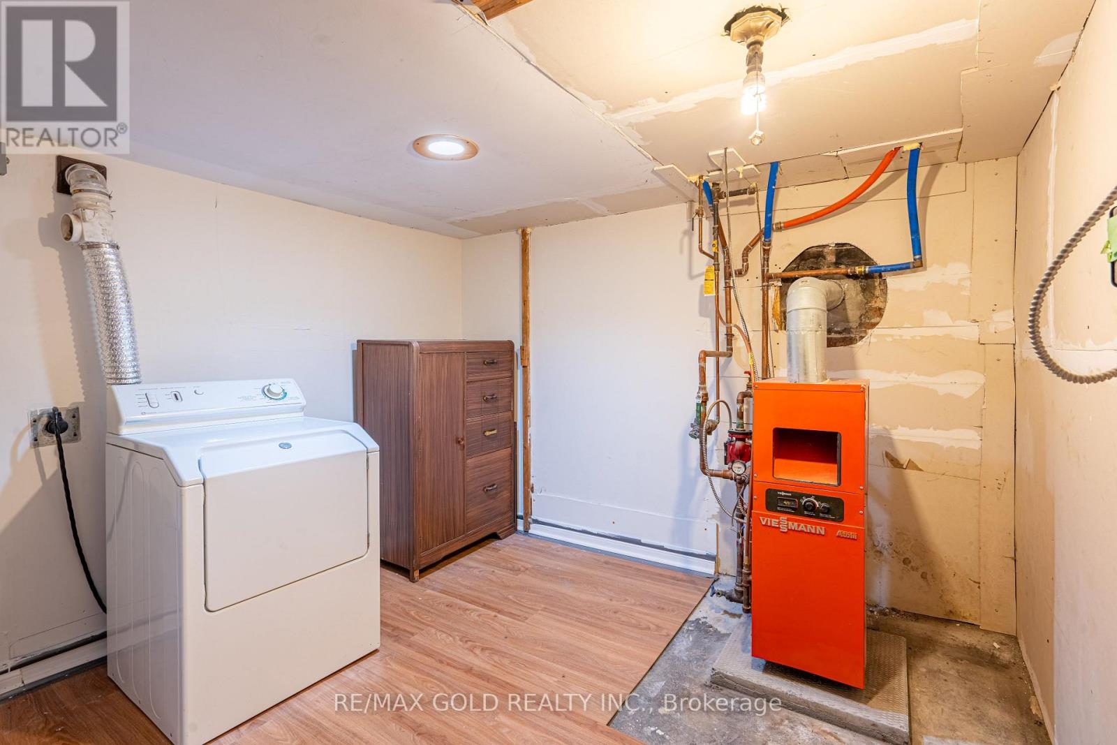 65 Long Branch Avenue, Toronto, Ontario  M8W 3J3 - Photo 28 - W12736540