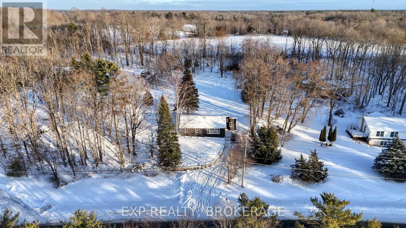 6402 Perth Road, Frontenac, Ontario  K0H 2L0 - Photo 33 - X12665150