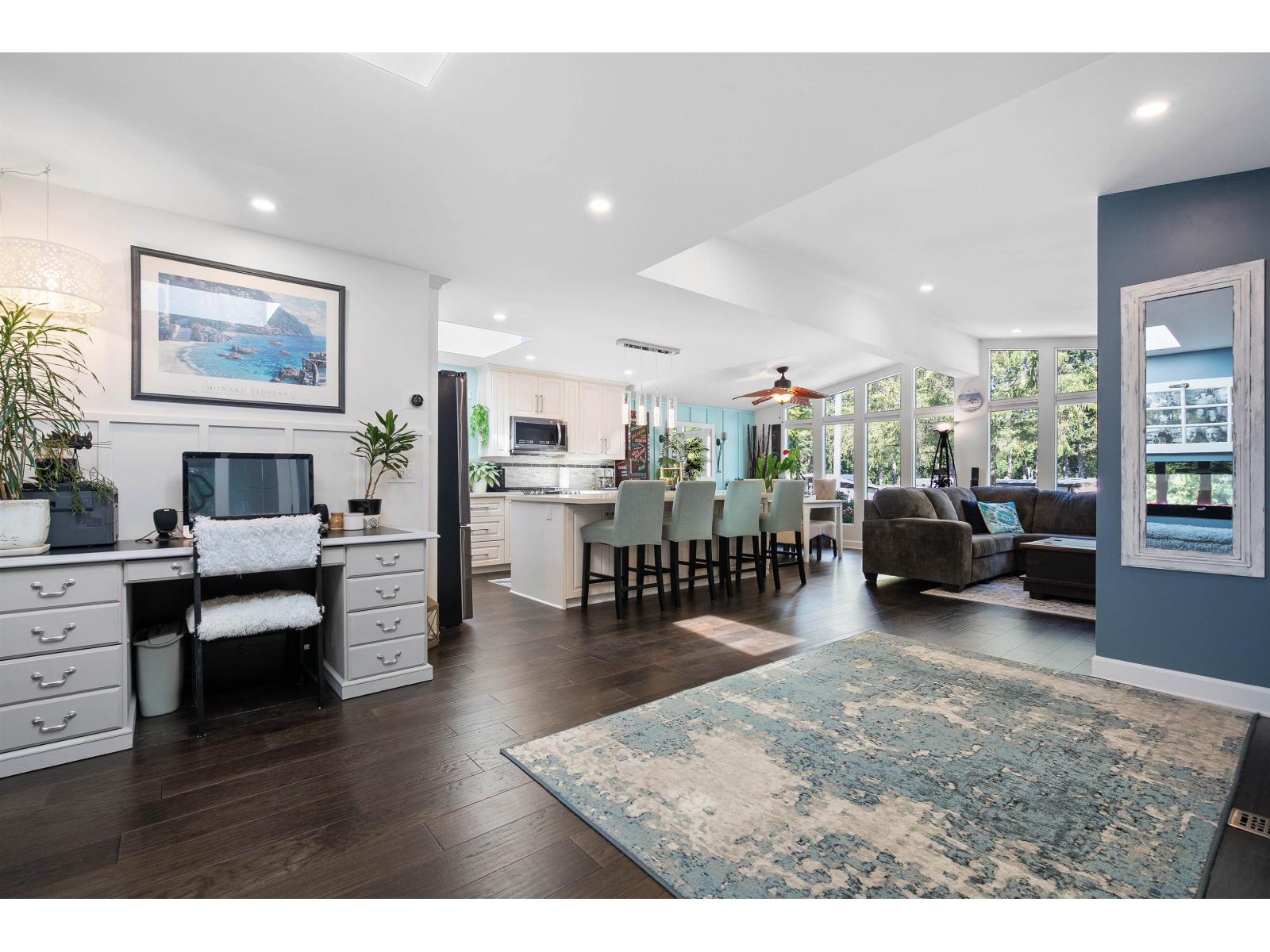 281 1840 160 Street, Surrey, British Columbia V4A 4X4 - Photo 4 - R3085311