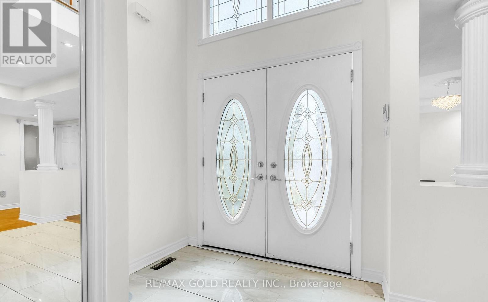 343 Bristol Road E, Mississauga, Ontario  L4Z 3V6 - Photo 5 - W12749194