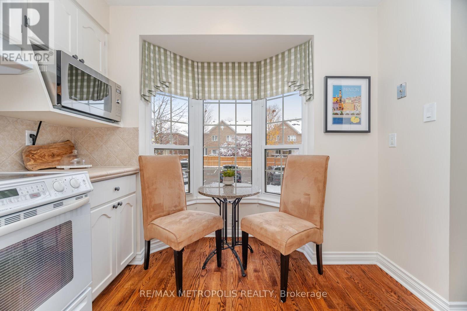 8 - 2390 Woodward Avenue, Burlington, Ontario  L7R 1T9 - Photo 11 - W12749232