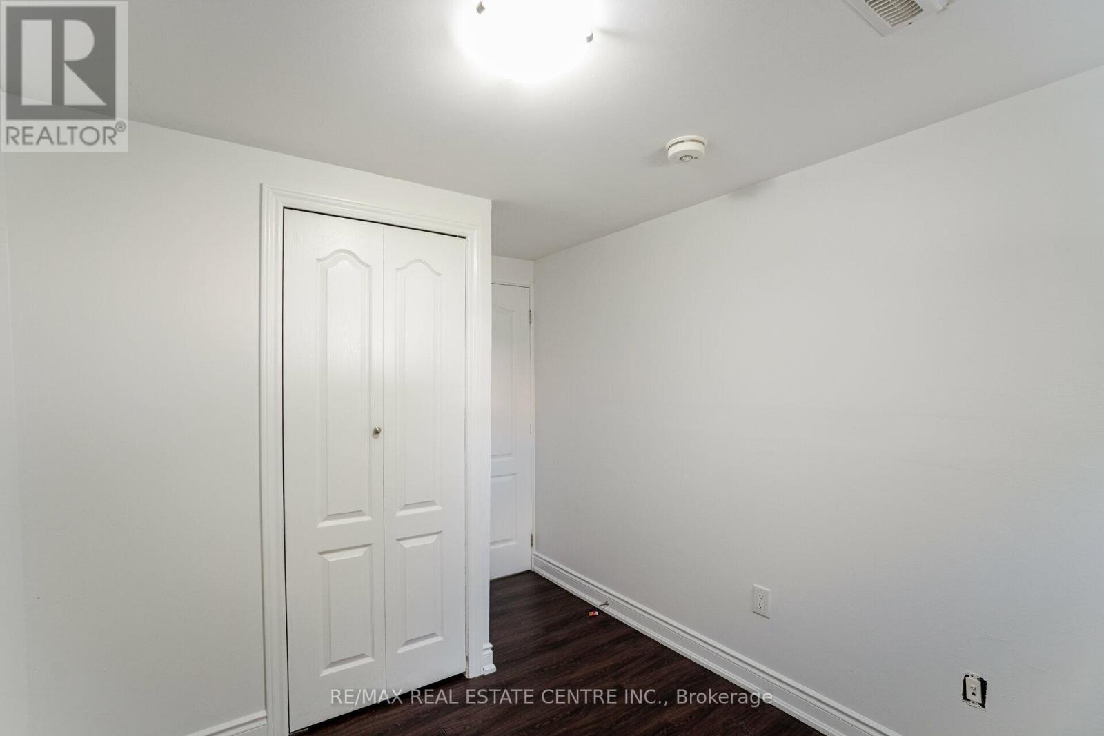 2 - 32 Mount Pleasant Drive, Brampton, Ontario  L6Z 1K2 - Photo 17 - W12749240