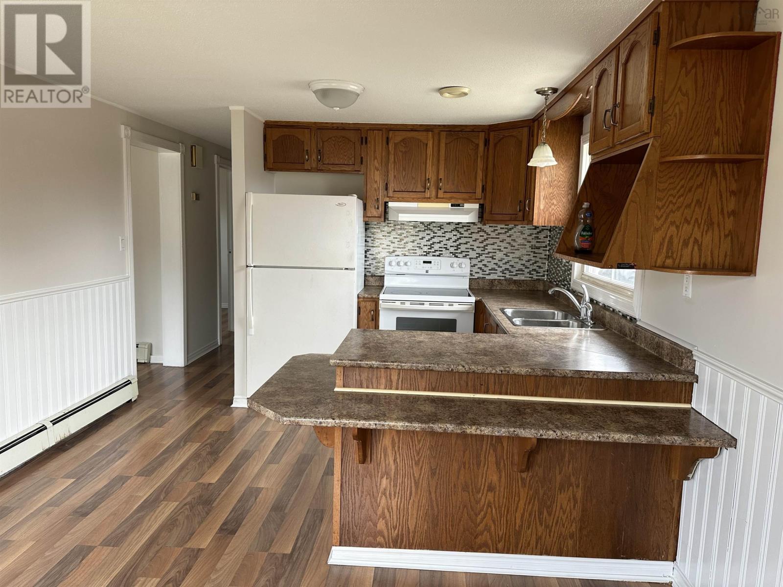 43 Oak Crescent, Port Hawkesbury, Nova Scotia  B9A 3H6 - Photo 5 - 202526712