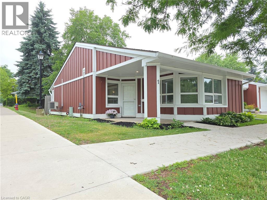 1 Szollosy Circle, Hamilton, Ontario  L9B 1T8 - Photo 1 - 40766656