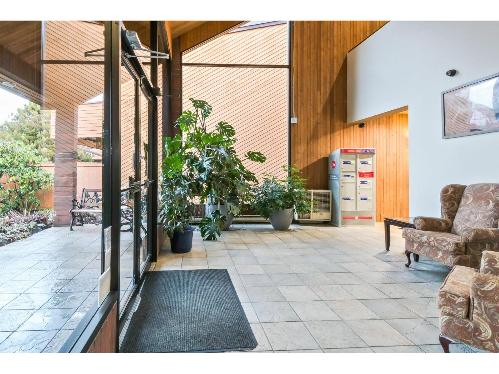 213 46210 Chilliwack Central Road, Chilliwack Proper South, Chilliwack, British Columbia  V2P 1J8 - Photo 5 - R3084600