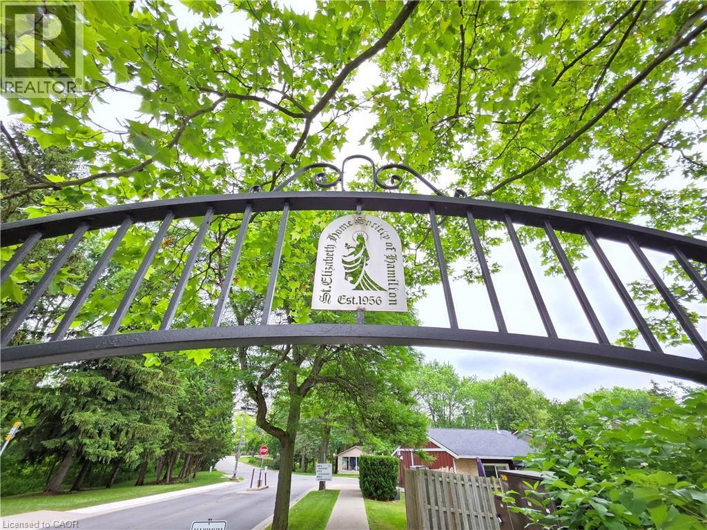 1 Szollosy Circle, Hamilton, Ontario  L9B 1T8 - Photo 18 - 40766656