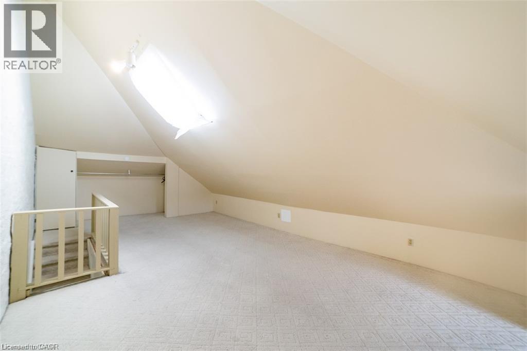 238 Kensington Avenue N Unit# Upper, Hamilton, Ontario  L8L 7N9 - Photo 27 - 40801770