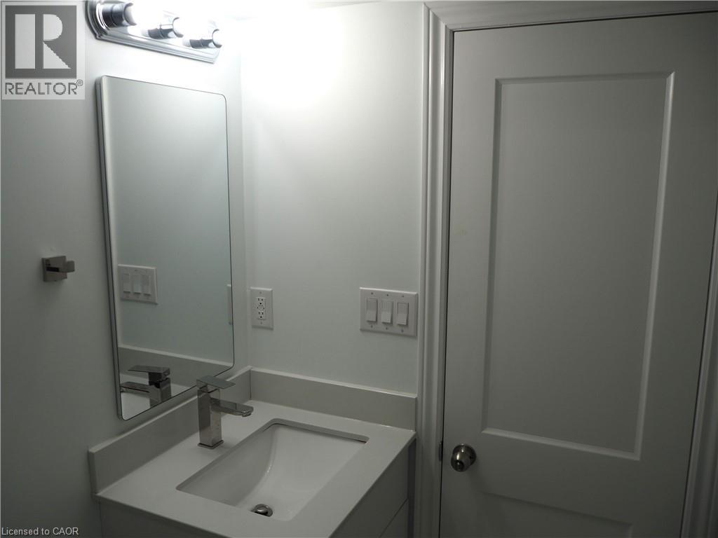 8 Knowles Street Unit# Basement, Hamilton, Ontario  L8K 3V5 - Photo 13 - 40802215