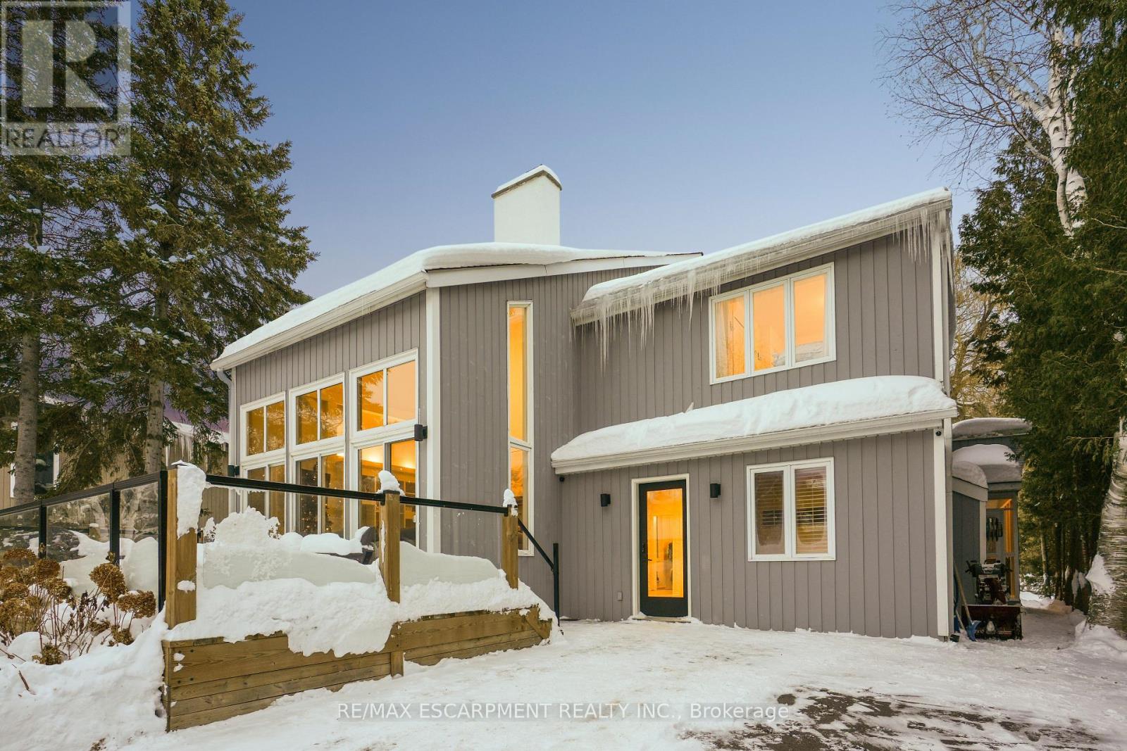 144 Carmichael Crescent, Blue Mountains, Ontario  L9Y 0R3 - Photo 4 - X12749204