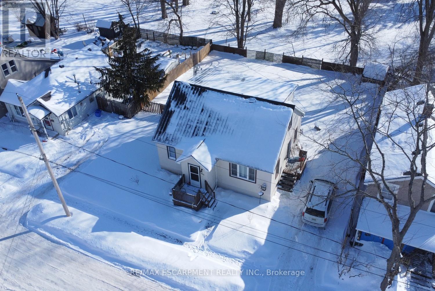 411 Ross Avenue, Haldimand, Ontario  N1A 2S2 - Photo 2 - X12749264