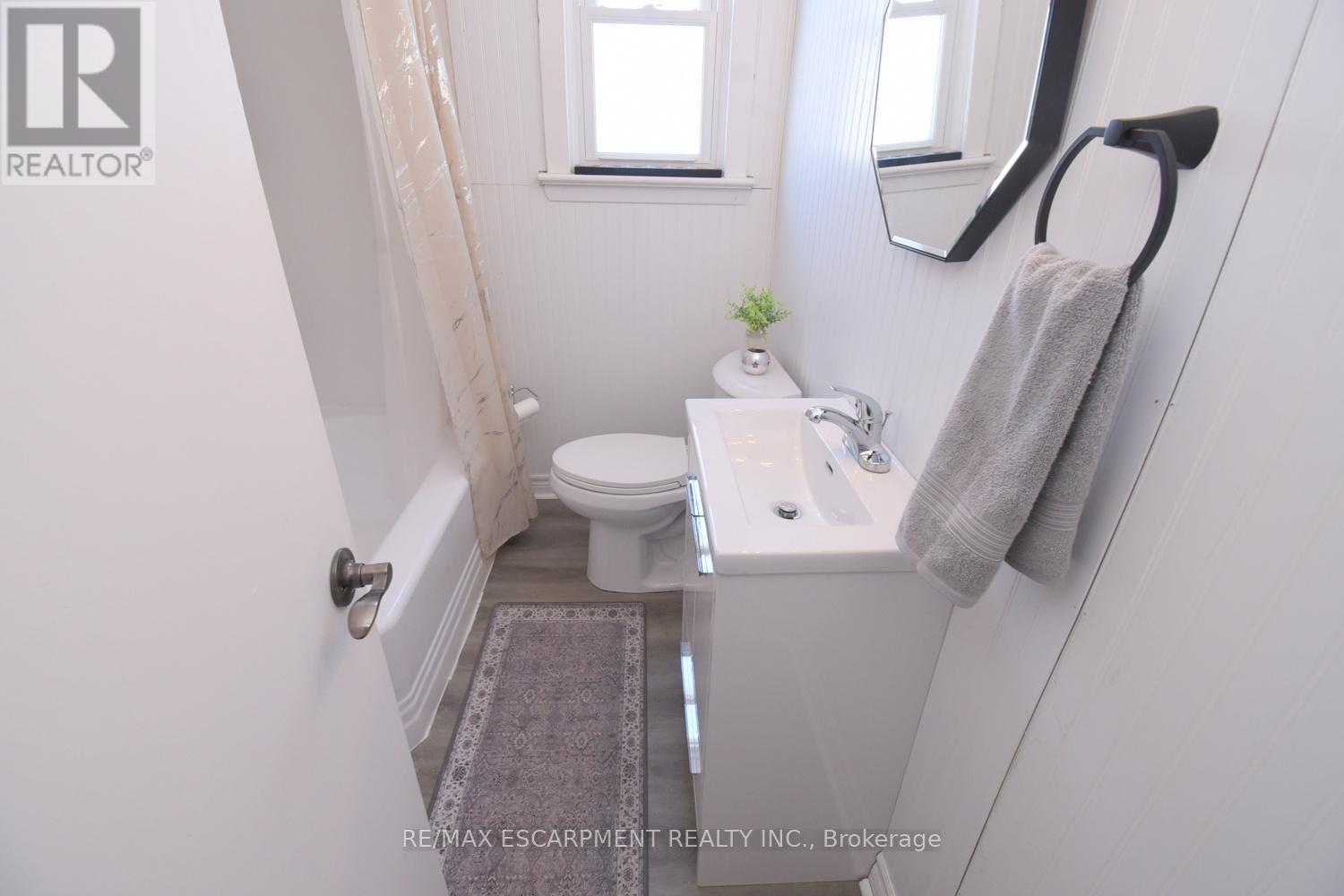 411 Ross Avenue, Haldimand, Ontario  N1A 2S2 - Photo 27 - X12749264