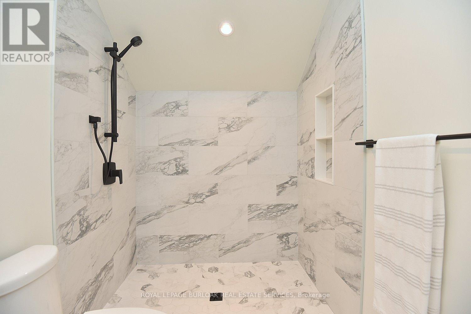 202 - 284 Wilson Street E, Hamilton, Ontario  L9G 2B9 - Photo 20 - X12749270