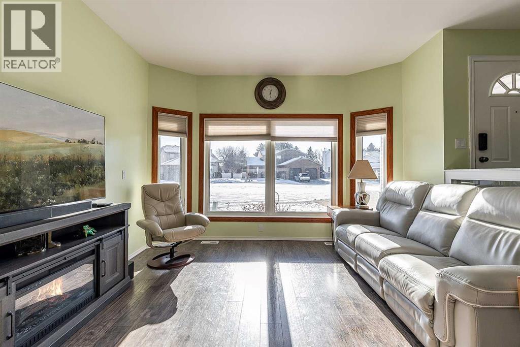 38 Cook Court Se, Medicine Hat, Alberta  T1B 3Y3 - Photo 6 - A2282139