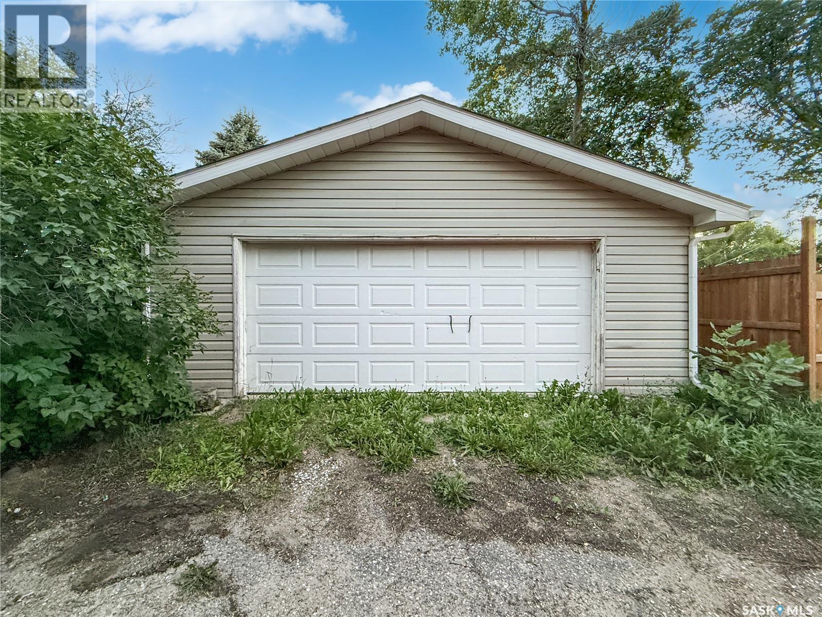 371 6th Avenue Nw, Swift Current, Saskatchewan  S9H 0X9 - Photo 28 - SK027618