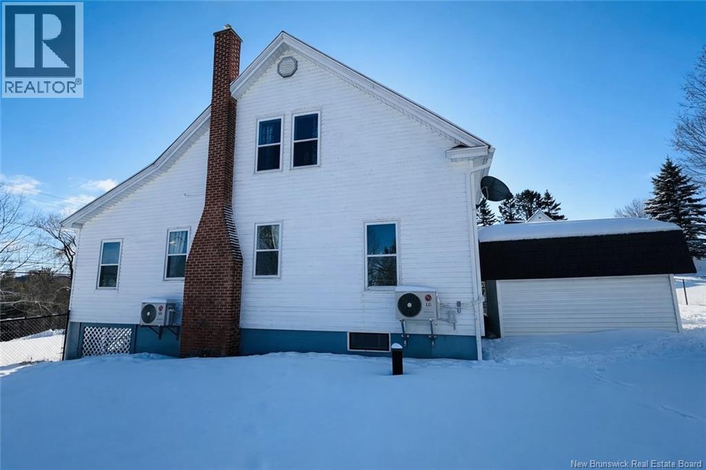 136 Riverview Drive, Florenceville-Bristol, New Brunswick  E7L 3M3 - Photo 3 - NB132833