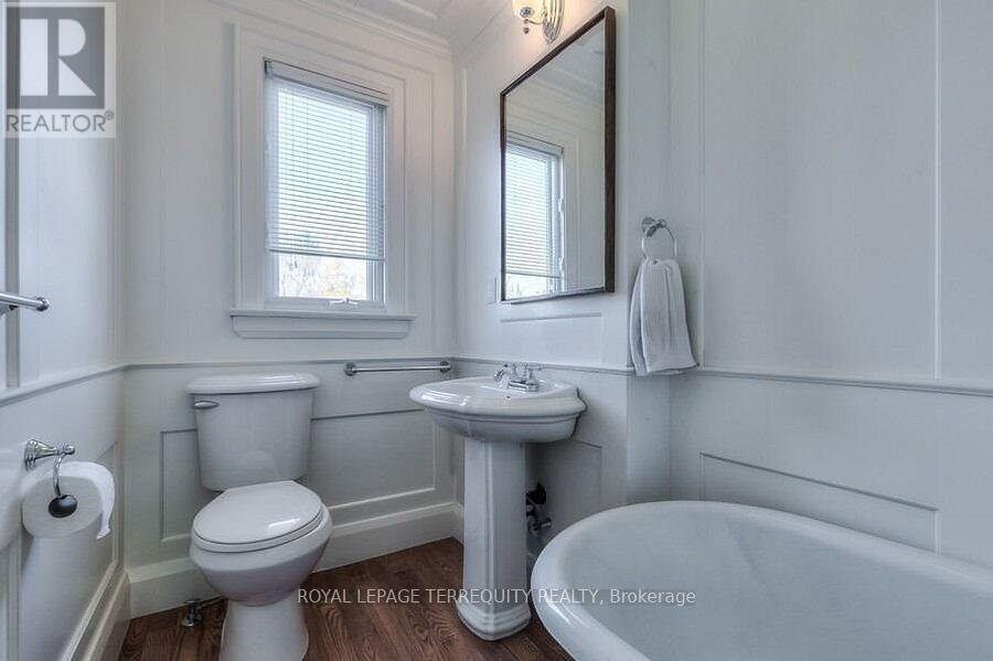 1760 Queen Street East Street, Toronto (The Beaches), Ontario  M4L 1G7 - Photo 15 - E12746440