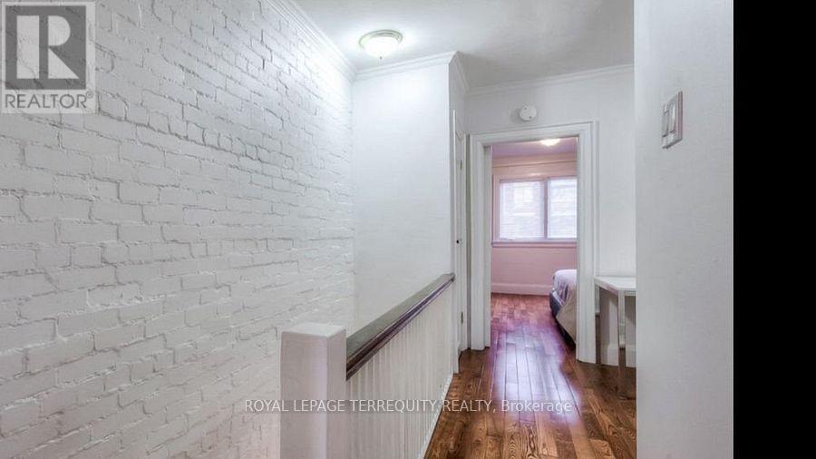 1760 Queen Street East Street, Toronto (The Beaches), Ontario  M4L 1G7 - Photo 11 - E12746440