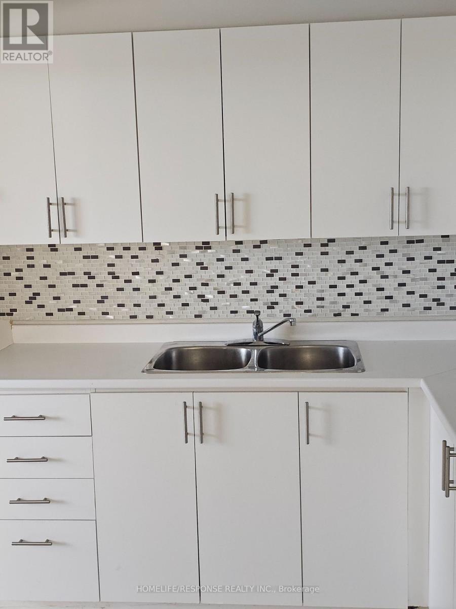 1003 - 3390 Weston Road, Toronto, Ontario M9M 2X3 - Photo 5 - W12740370